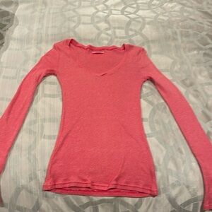 Michael Stars, women, long sleeved form fitting top. Salmon color